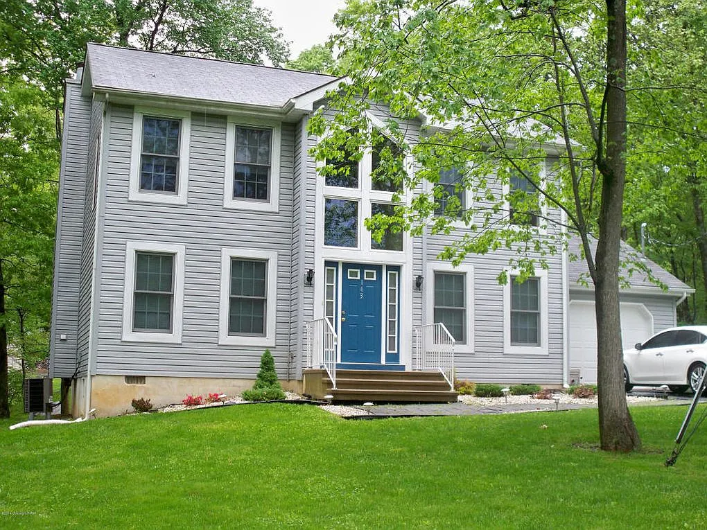 143 Louise Ln photo 1