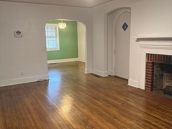 2nd image of 52 Wilson St