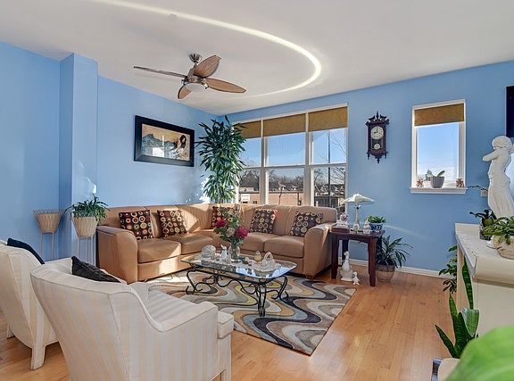 2nd image of 4516 W Belmont Ave