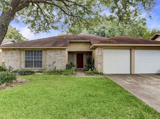 7335 Dew Mist Ln, Houston, TX 77095