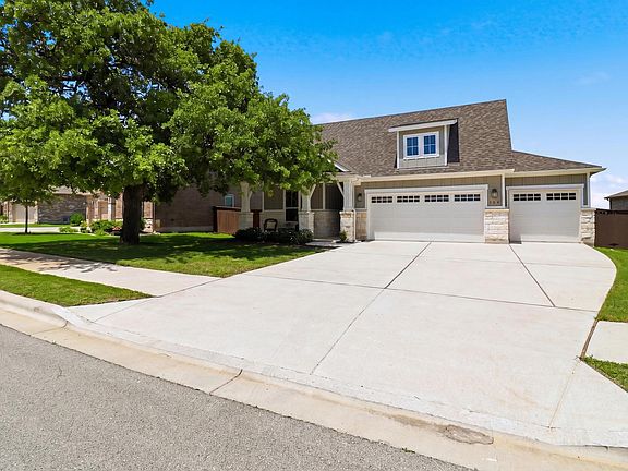 2nd image of 304 Fiddleneck Rd