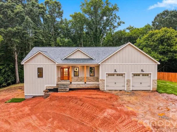 2578 Polo Ln, Maiden, NC 28650