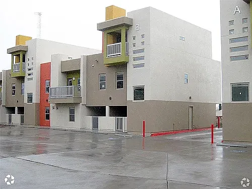 Moderno Village Apartments and Town Homes — Photo 94