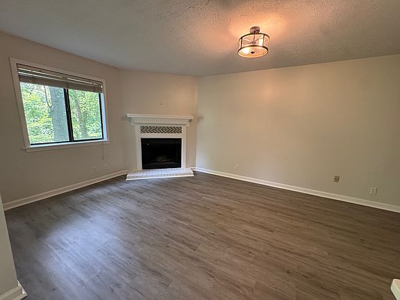 Corner fire place and lots of space