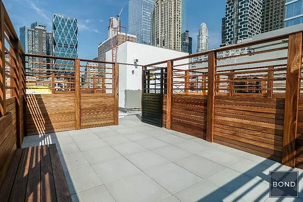 Rented by Bond New York | media 12