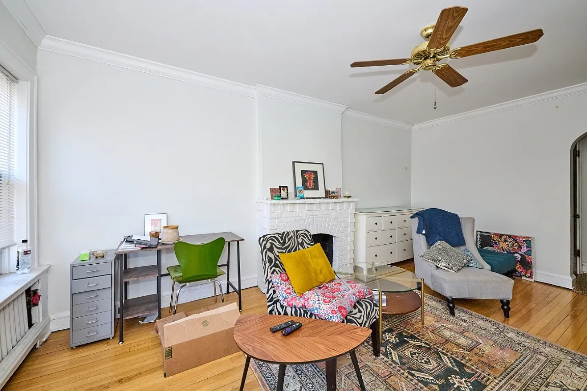 2 bed, 1000 sqft, $2,195 — Photo 4