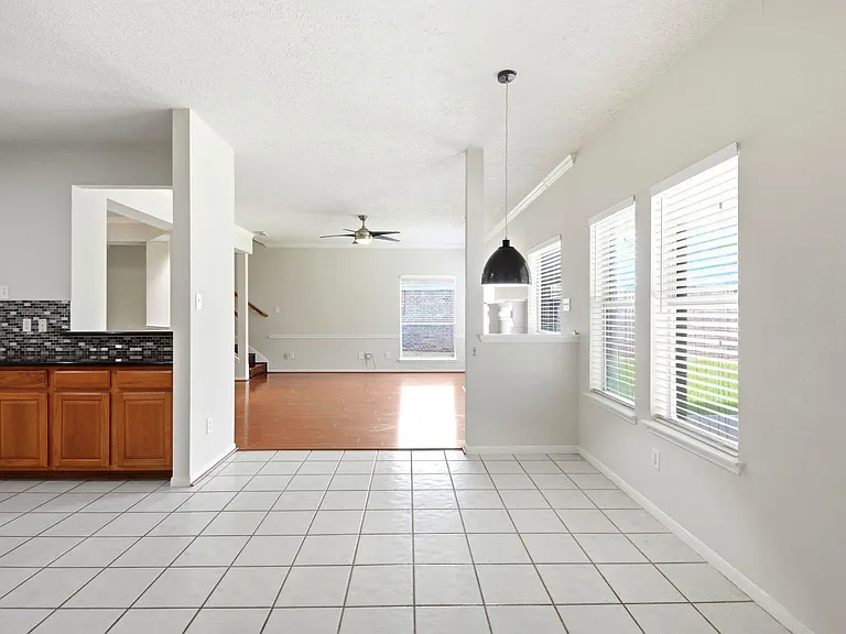 3126 Waters View Dr — Photo 26