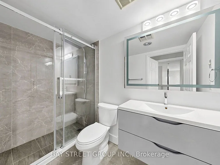 1001 Cedarglen Gate #Penthouse 720 — Photo 25