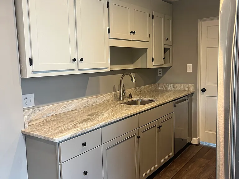 110 Front St — Photo 10