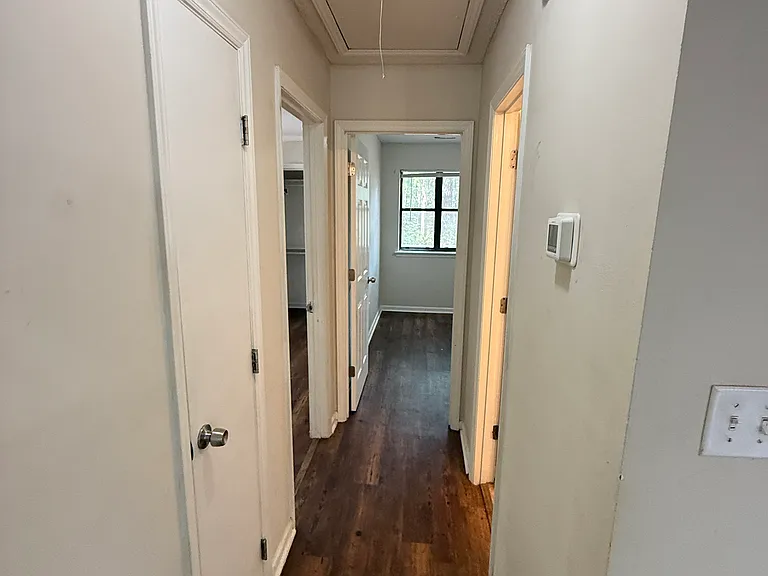 4822 Hollenden Dr #C — Photo 11