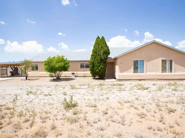 901 N Calle Rinconado, Vail, AZ 85641