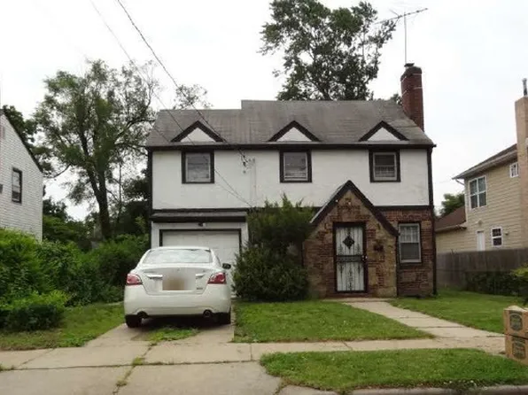 70 Willow Ave, Freeport, NY 11520