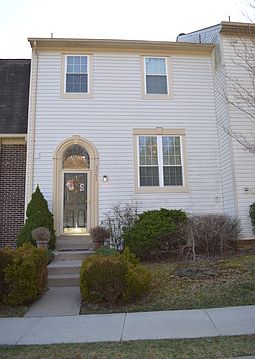 4th image of 5795 Burke Towne Ct