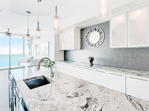 3rd image of 888 Biscayne Blvd APT 5004