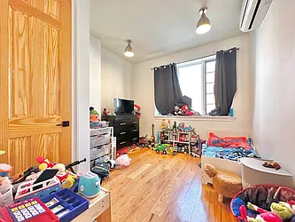 Rented by Doorway NYC, LLC