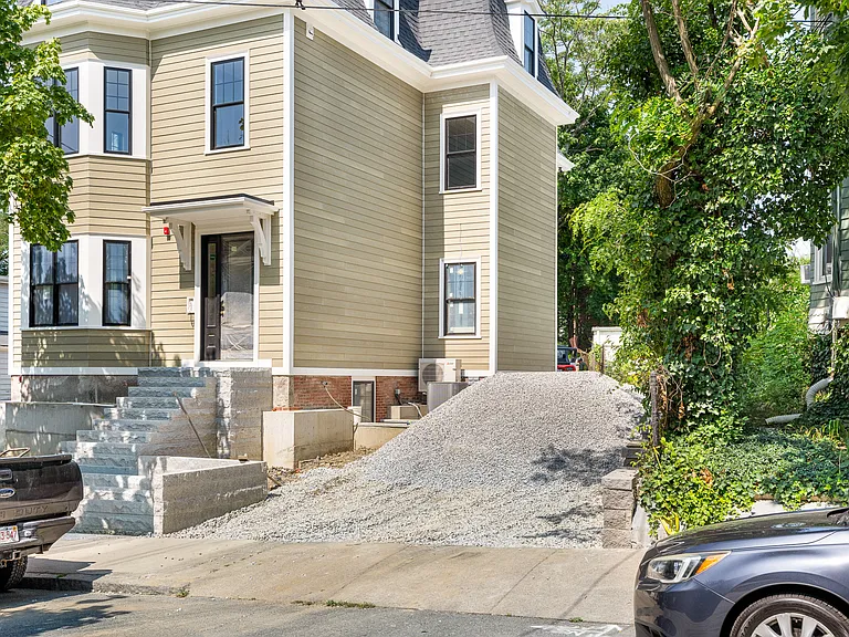 34 Pinckney St #1 — Photo 10