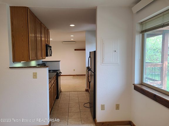 5th image of 250 E Homestead Dr APT 111