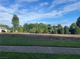 Hideout Ct, Ashtabula, OH 44004