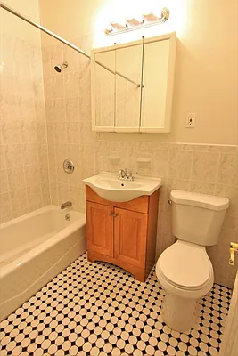 Rented by JK Dansar Corp | media 19