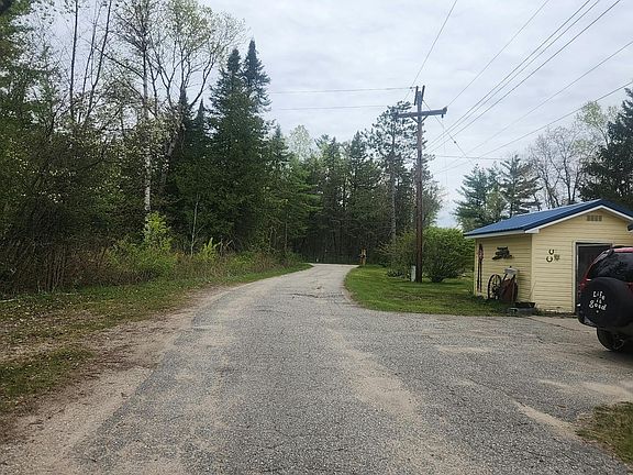 5th image of 8039 Riley Rd