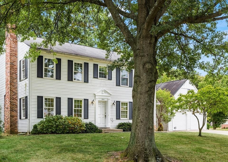 1st image of 954 Lornaberry Ln
