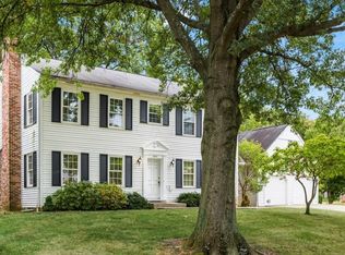 954 Lornaberry Ln, Columbus, OH 43213