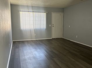 1155 W Oakland Ave #C, Hemet, CA 92543