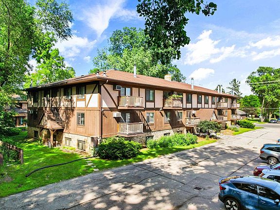 4th image of 2564 Branch Street #12