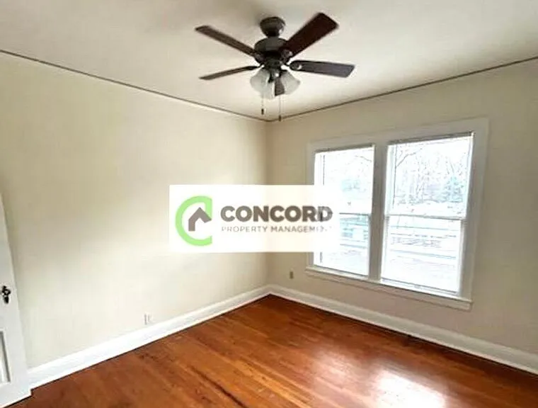 515 Summit Ave #3 — Photo 14