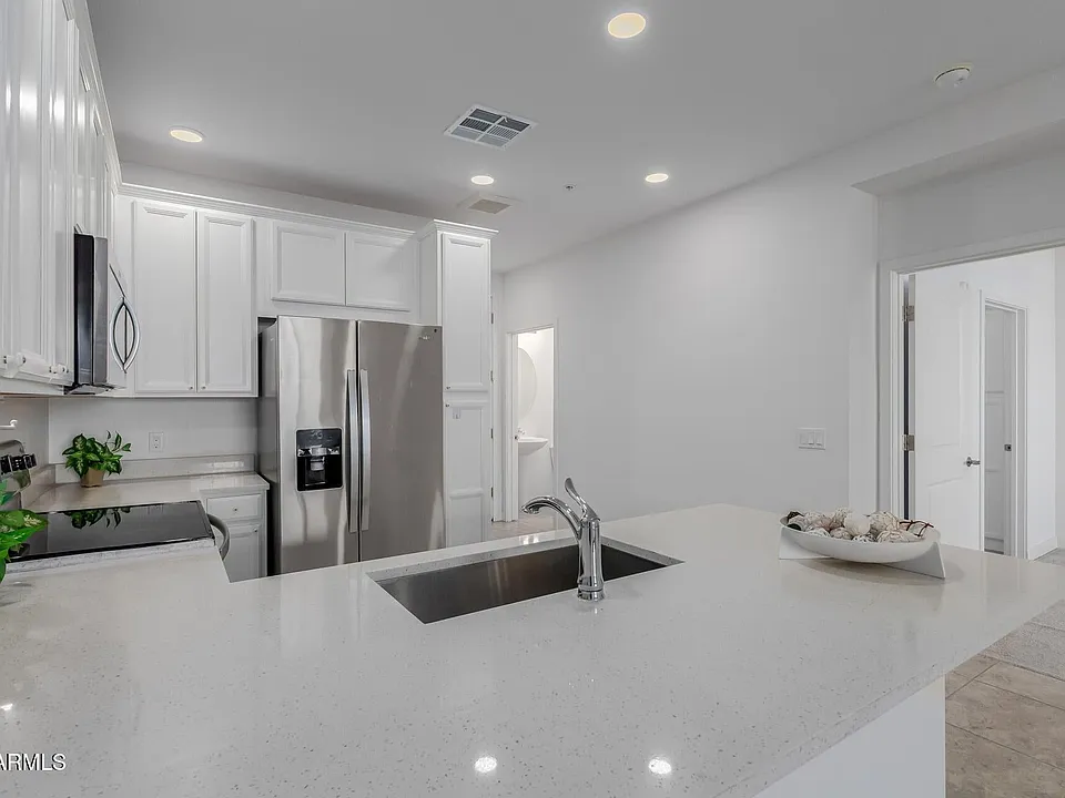 2511 W Queen Creek Rd #279