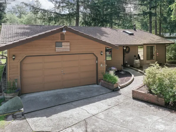 34515 30th Avenue S, Roy, WA 98580