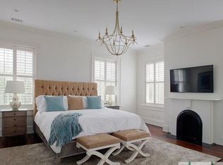 230 Bull St #5, Savannah, GA 31401