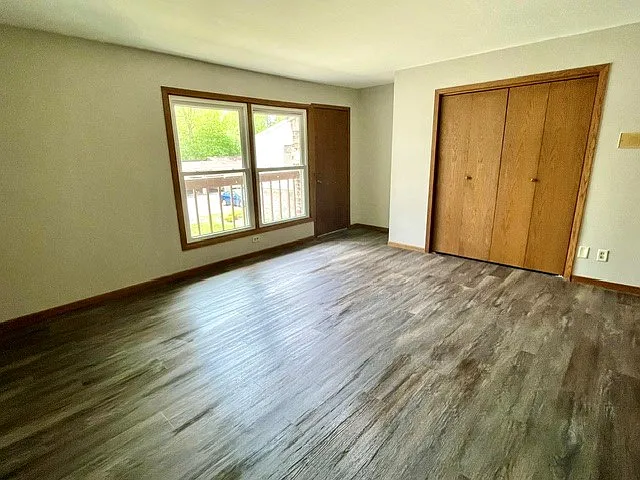 N114W16700 Crown Dr #6 — Photo 14