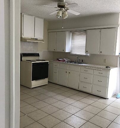 5th image of 3012 23rd St