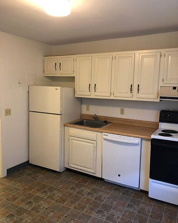 18 Merritt St Marblehead MA Zillow