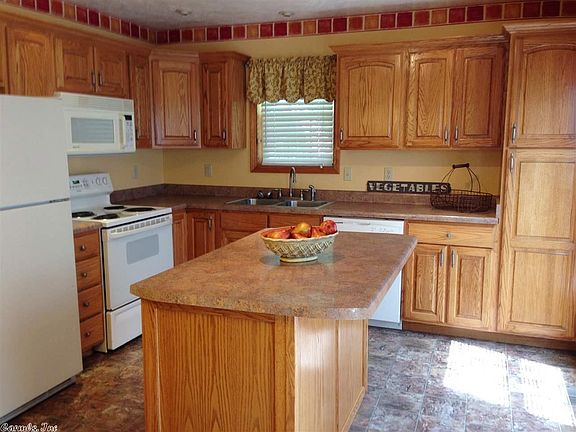 2nd image of 15 Poteau Dr