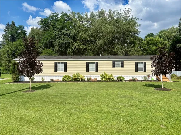 124 Kingston Club Rd, Latrobe, PA 15650