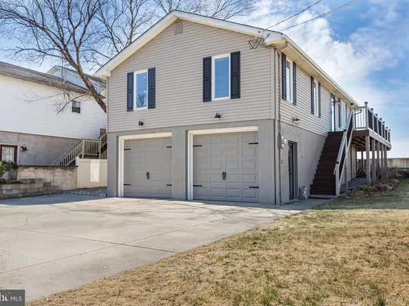 75 Enlow Pl, Pennsville, NJ 08070