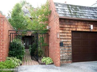 108 Old Crossing Dr, Baltimore, MD
