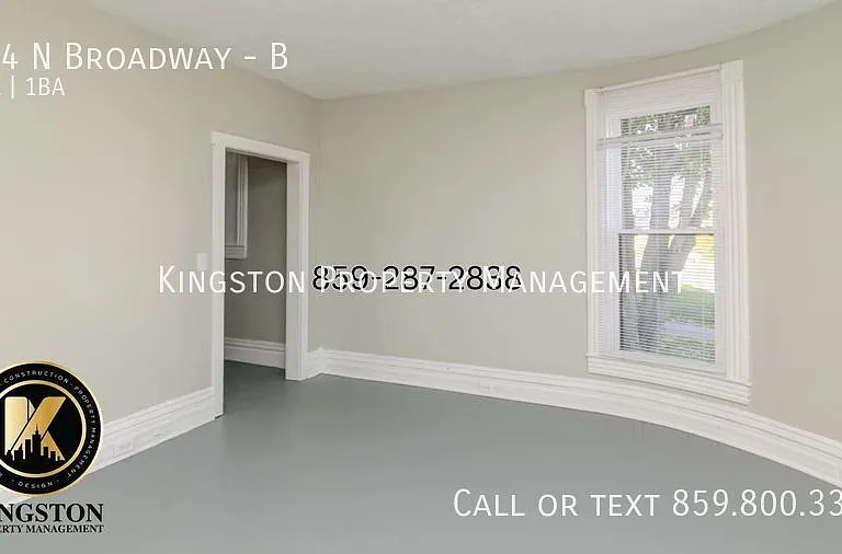 544 N Broadway St #B — Photo 8