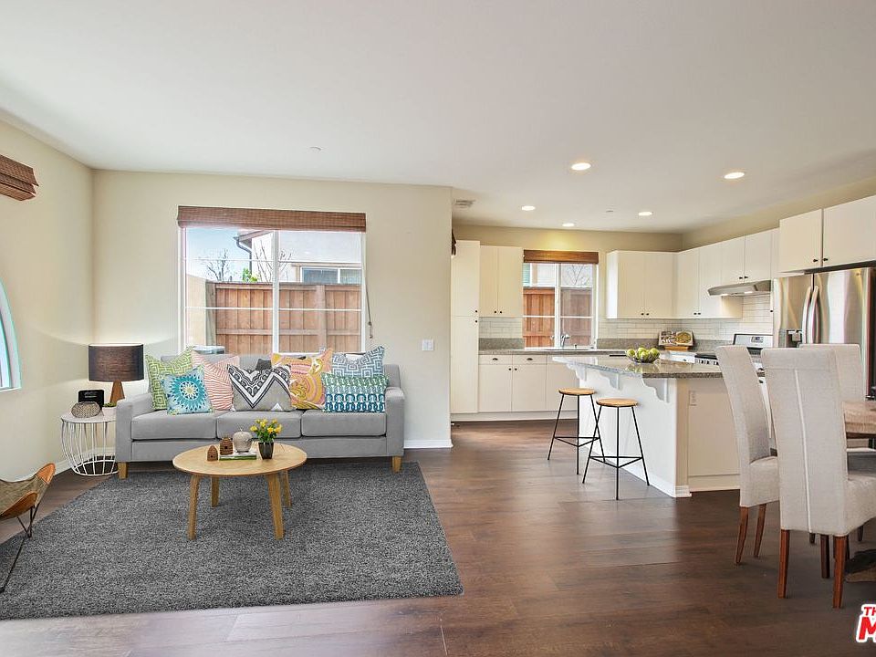 1st image of 39 Linden Ln