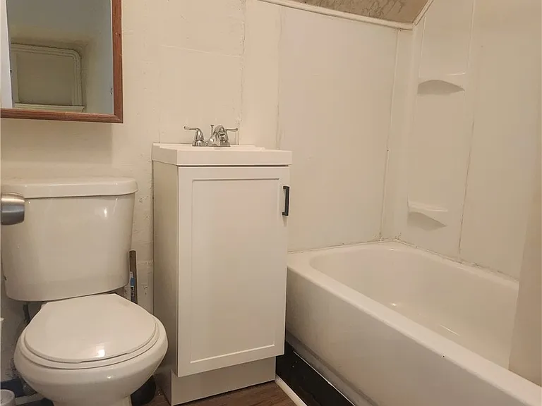 602 Mulberry St #3 — Photo 16