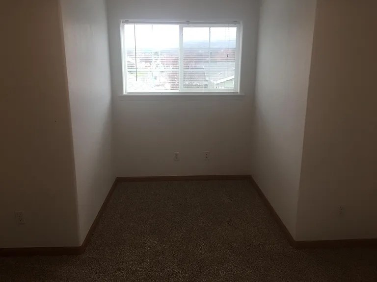 1292 Clearsprings Dr — Photo 7