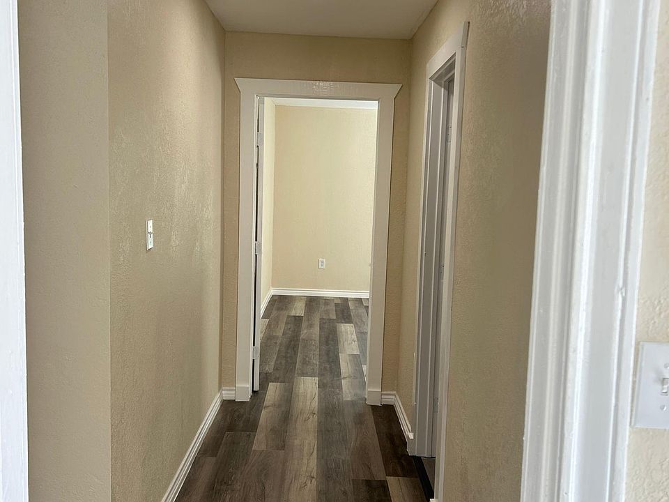 1st image of 705 Azalea St