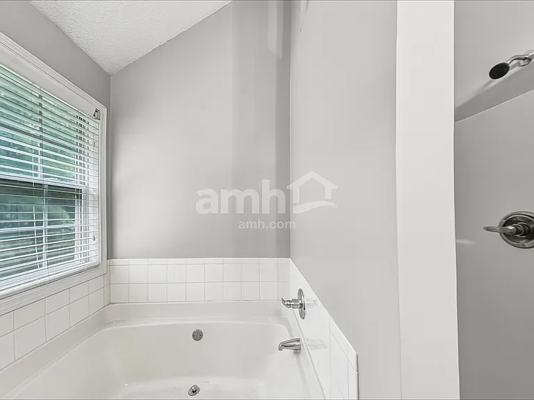 3618 Craggy Perch — Photo 10