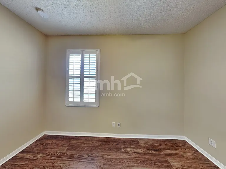 2750 Eagle Glen Cir — Photo 20