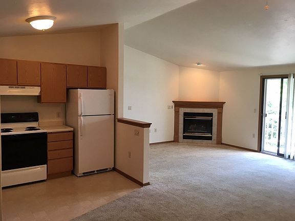 2nd image of 1655 Lenwood Ave APT 15