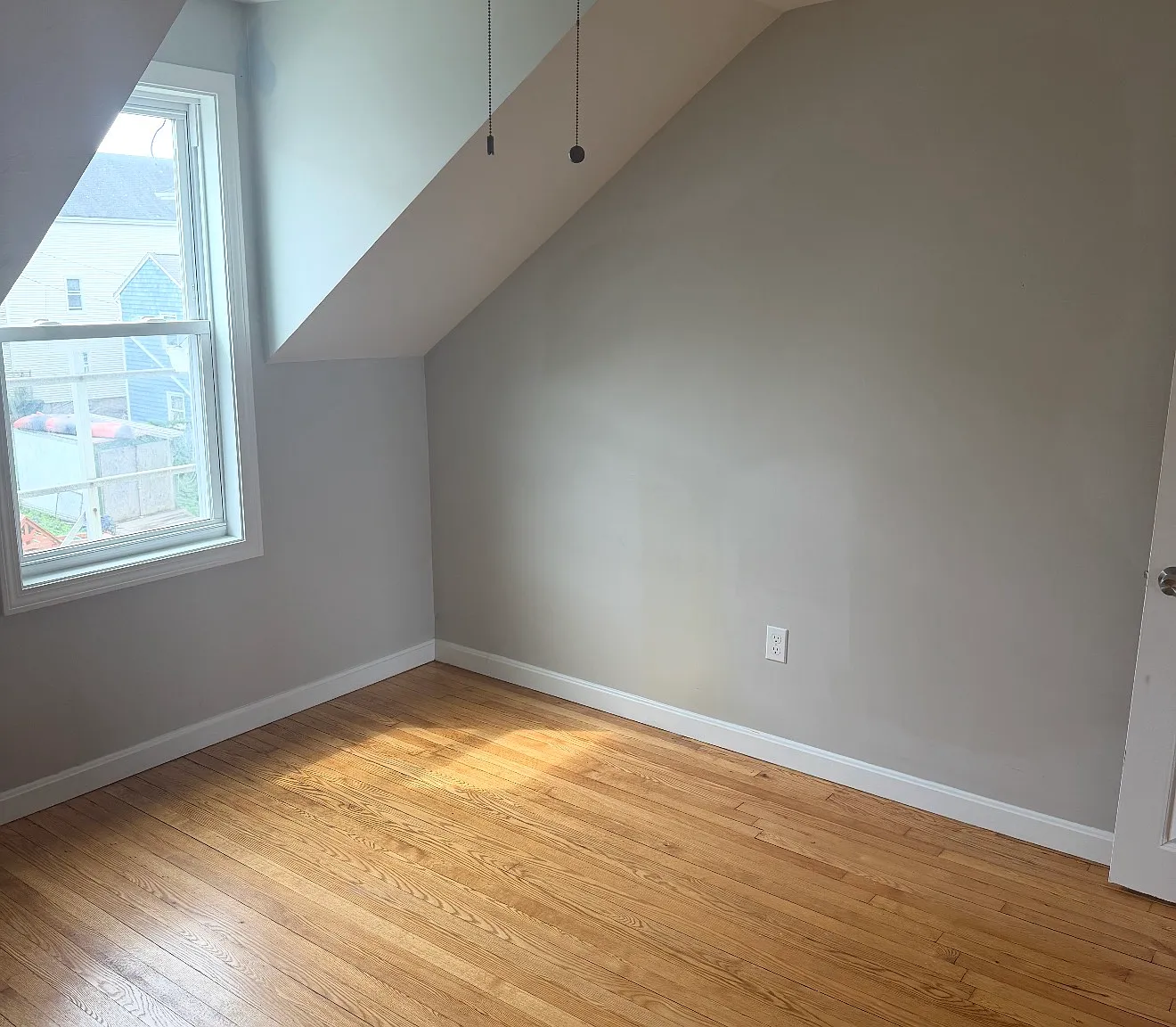 2 bed, 700 sqft, $1,800 — Photo 4