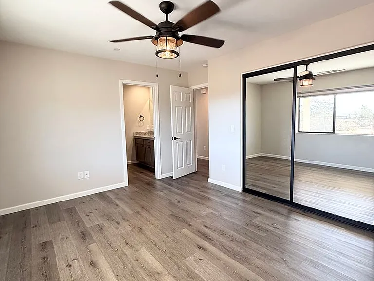 7350 Goleta Ave — Photo 14