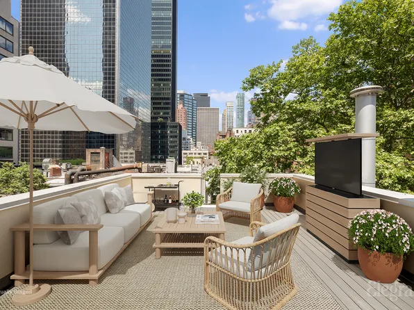 221 East 48th Street image 1 of 24